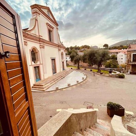 Charmant Petit Appartement Place De L Eglise Пьяна Экстерьер фото
